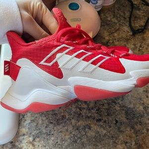 Boys size 2 Patrick Mahomes Adidas shoes
